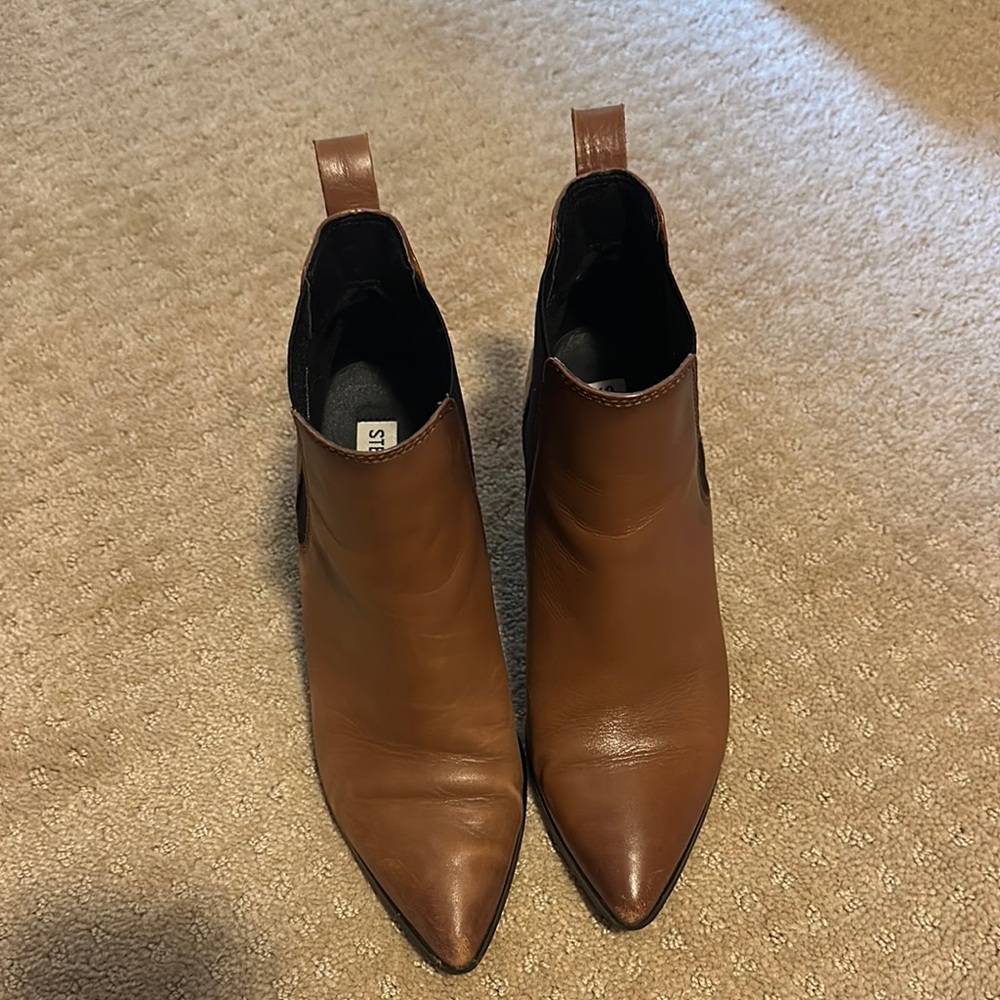 Steve Madden Brown Leather Ankle Booties